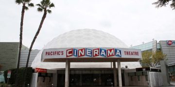 Slavné hollywoodské kino Cinerama Dome se otevře v roce 2028