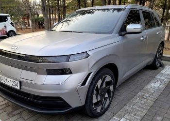 Unikly snímky nového Hyundai Kona, chystá se sloučení s Cretou