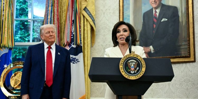 Americká prokuratura stáhla obvinění v kauze Zrcadlového jezírka