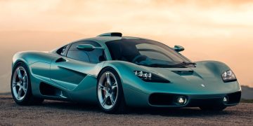 Gordon Murray představil analogový supersport S1 s motorem V12